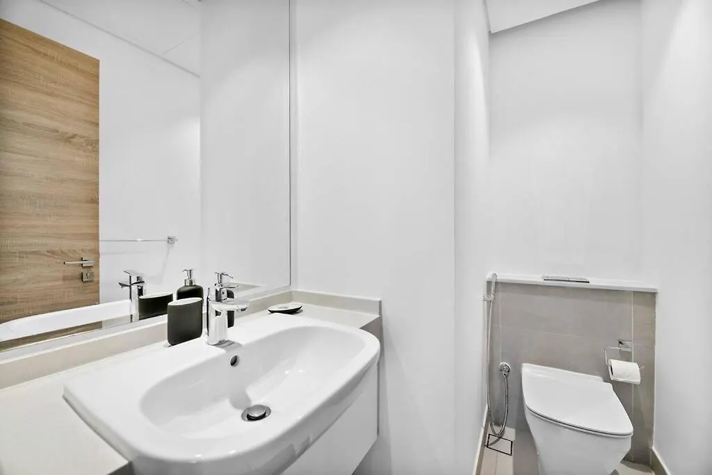 Stonetree - Modern Furnished 1 Bedroom In Dubai Marina Apartment